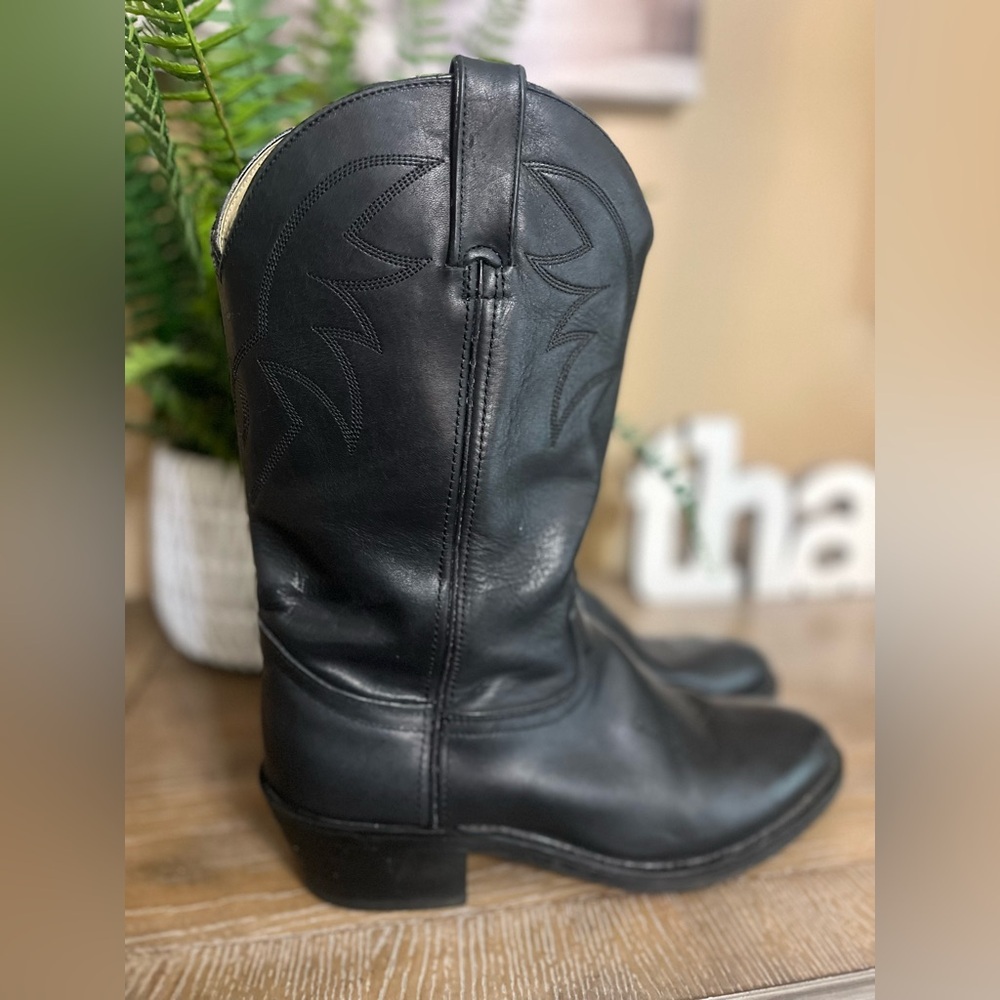 Durango Black Western Heeled Cowboy Boots - Picture 5 of 14